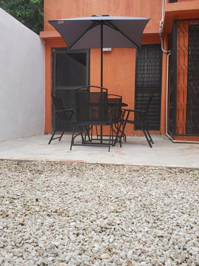 Casa Las Palmas Cancún Esterno foto