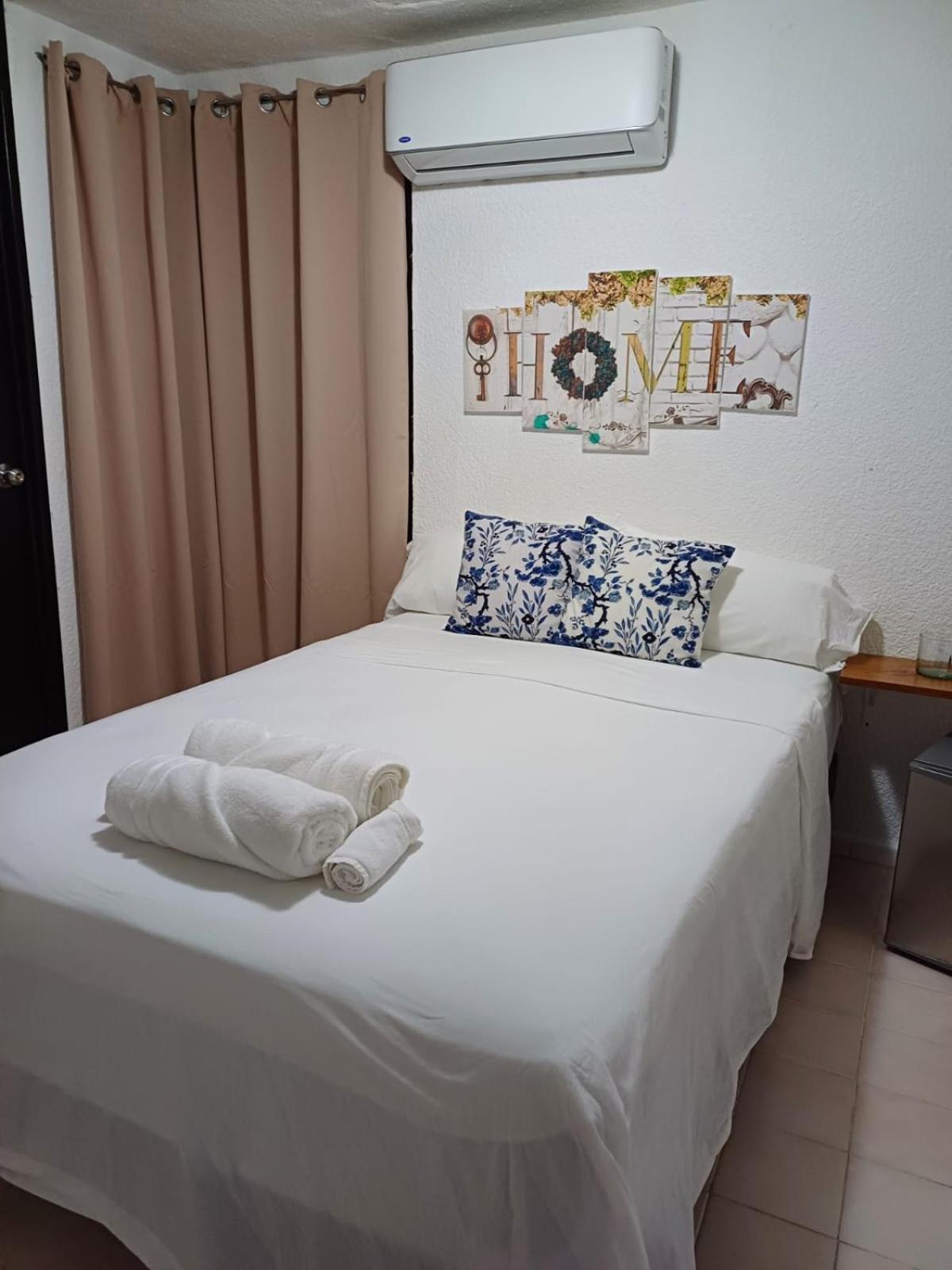 Casa Las Palmas Cancún Esterno foto